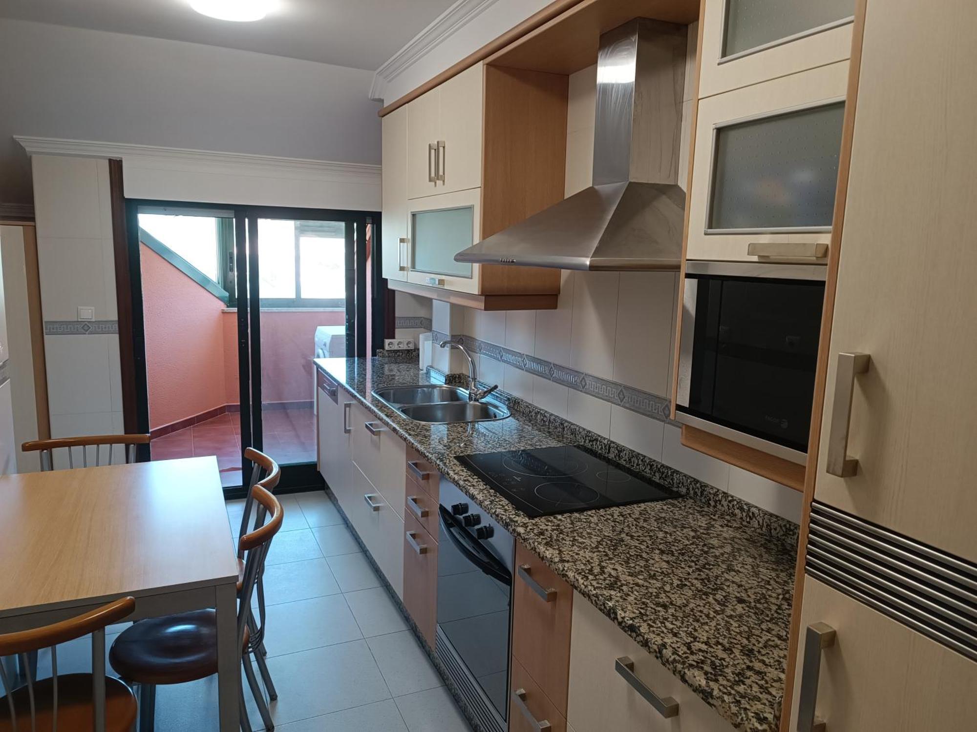 Atico Con 3 Habitaciones En Poio Kültér fotó